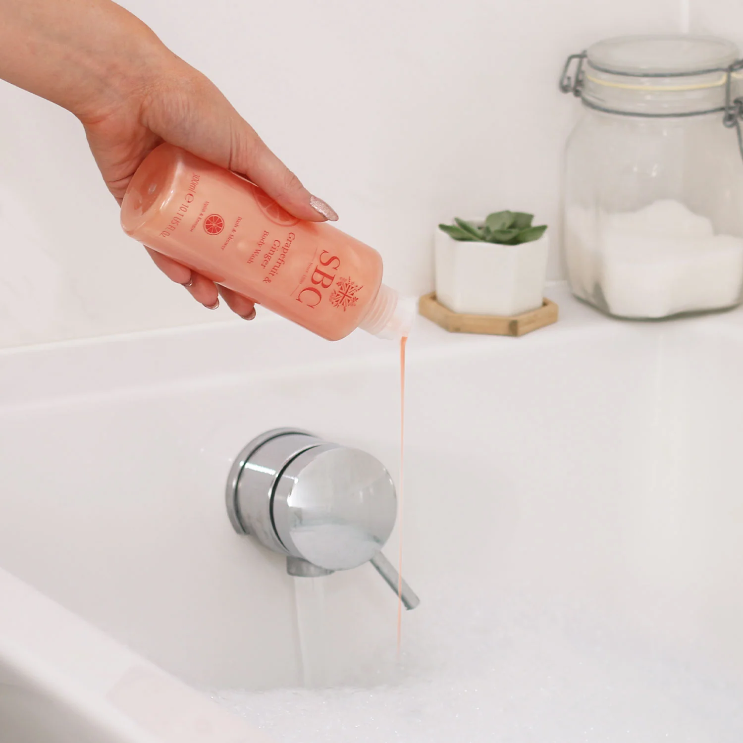 Grapefruit & Ginger Body Wash - Image 2
